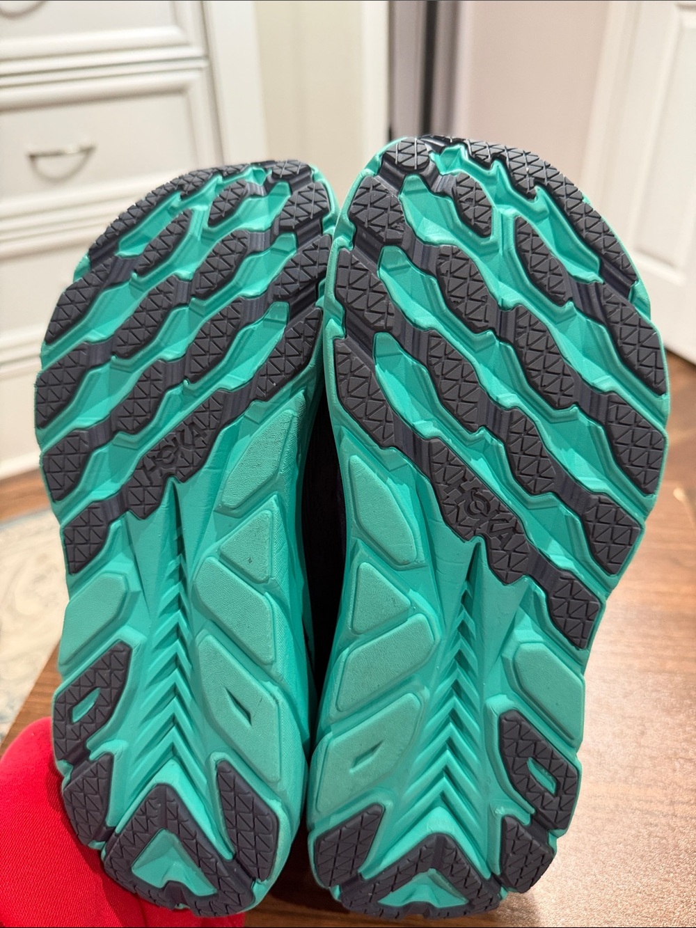 Hoka Women's Clifton 8 Running Sneakers - Picture 9 of 10